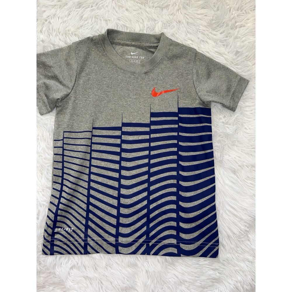 Nike Boys Sz. 4 Two Pc. Shorts/tee Set. Grt. Shape **Nt. Desc*** - Picture 8 of 12